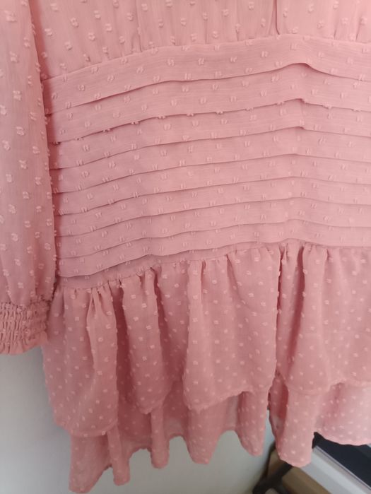 Cropp rozmiar 36 S pudrowa sukienka mini z wiązaniem plumetti
