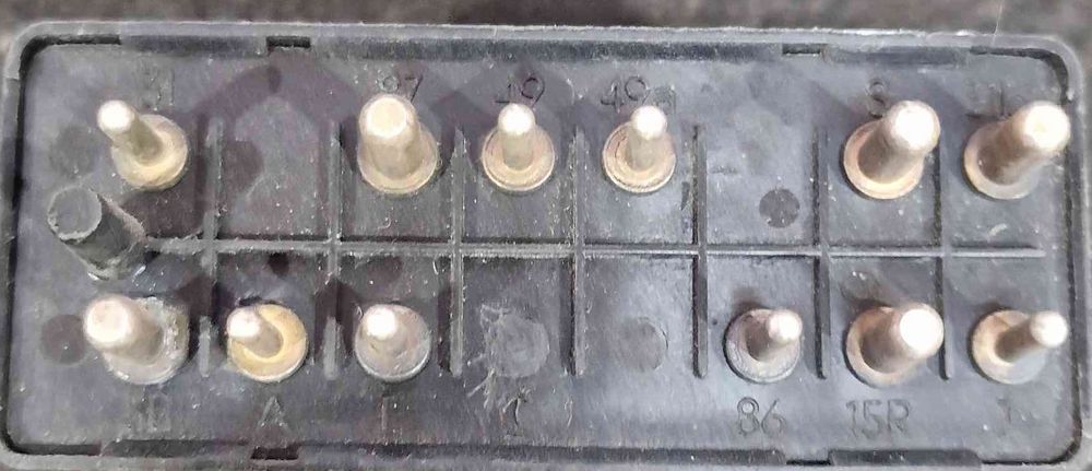 Botão / Interruptor Electromecânico / Relé 2018210047 - MERCEDES-BENZ 124 Cabriolet