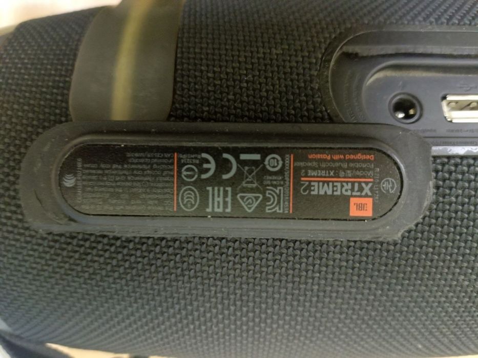 Продам б/у колонку Jbl Xtreme 2