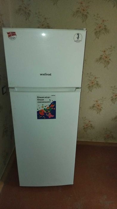 Холодильник Vestfrost CX263W