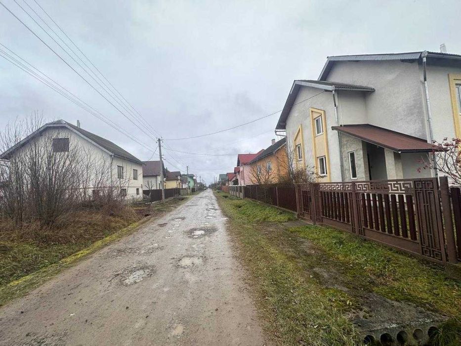 Продам земельну ділянку під забудову с. Лисець