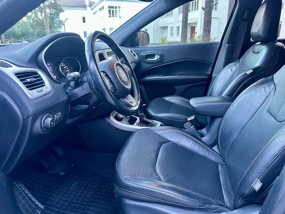 Jeep Compass 80th