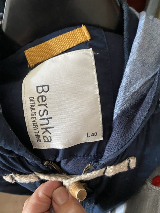 Casaco azul da Bershka