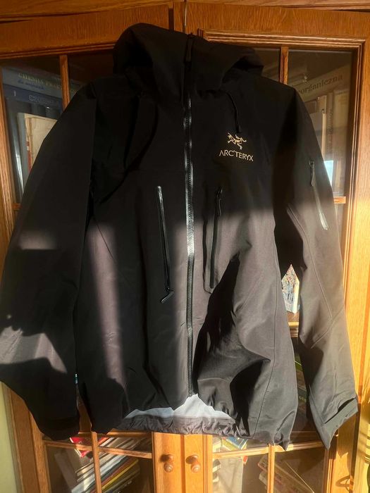 Kurtka Arc’teryx alpha SV czarna