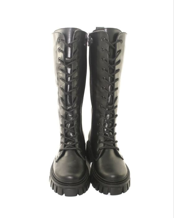 Зимние высокие ботинки берцы на шнуровке