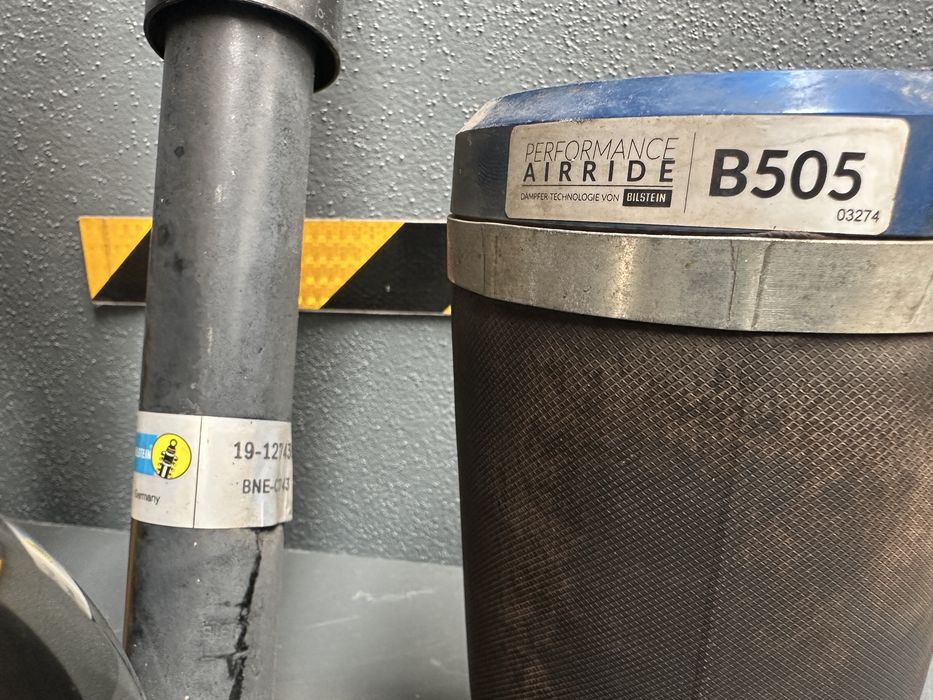 Suspensão Pneumática Bilstein Completa com Gestão Airlift 3P para Golf 5 / VAG