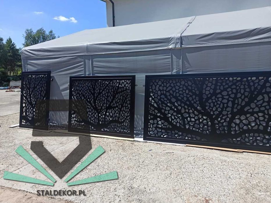 Brama przesuwna 4x1,5m wycinana laserowo, CNC,  panelowa.