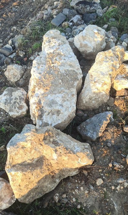 Głazy wapienne sprzedam