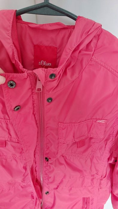 Куртка вітровка s.Oliver коралового кольору