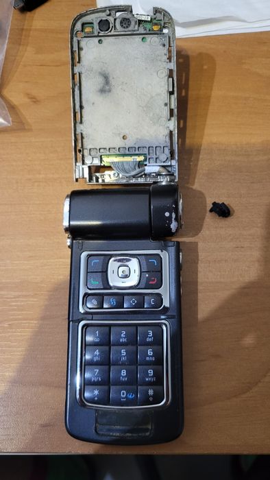 Części z Nokia N93