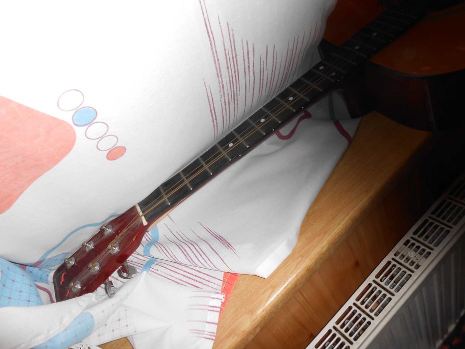 Gitara akustyczna