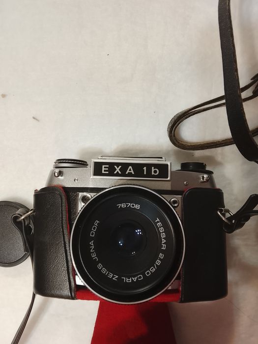 Фотоаппарат. Чехол. Объектив