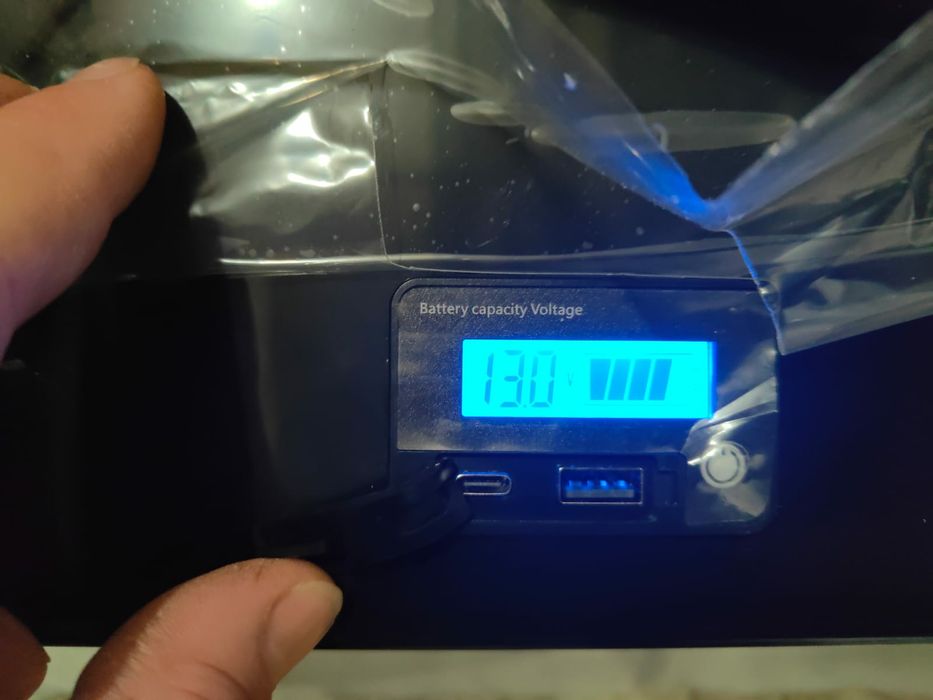 Akumulatori LifePo4 180Ah 2304Wh USB + ładowarka 10A