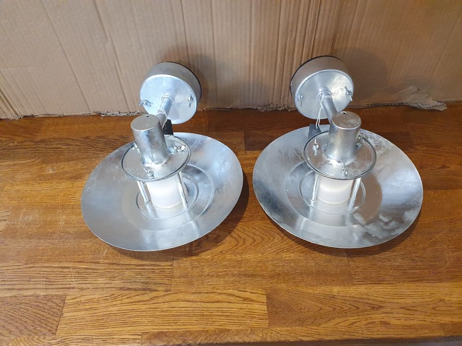 Lampa zewnętrzna
