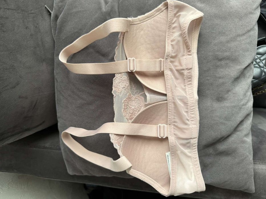 Бюстгальтер бра топ H&M новий.