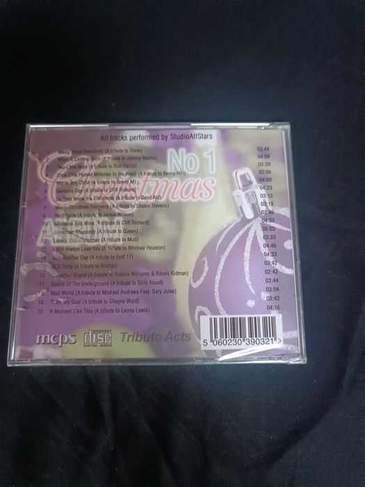Płyta CD "No 1 Christmas Album" w foli
