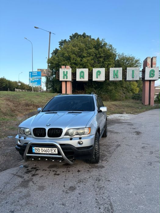 Продам бмв х5 в полной комплектацие