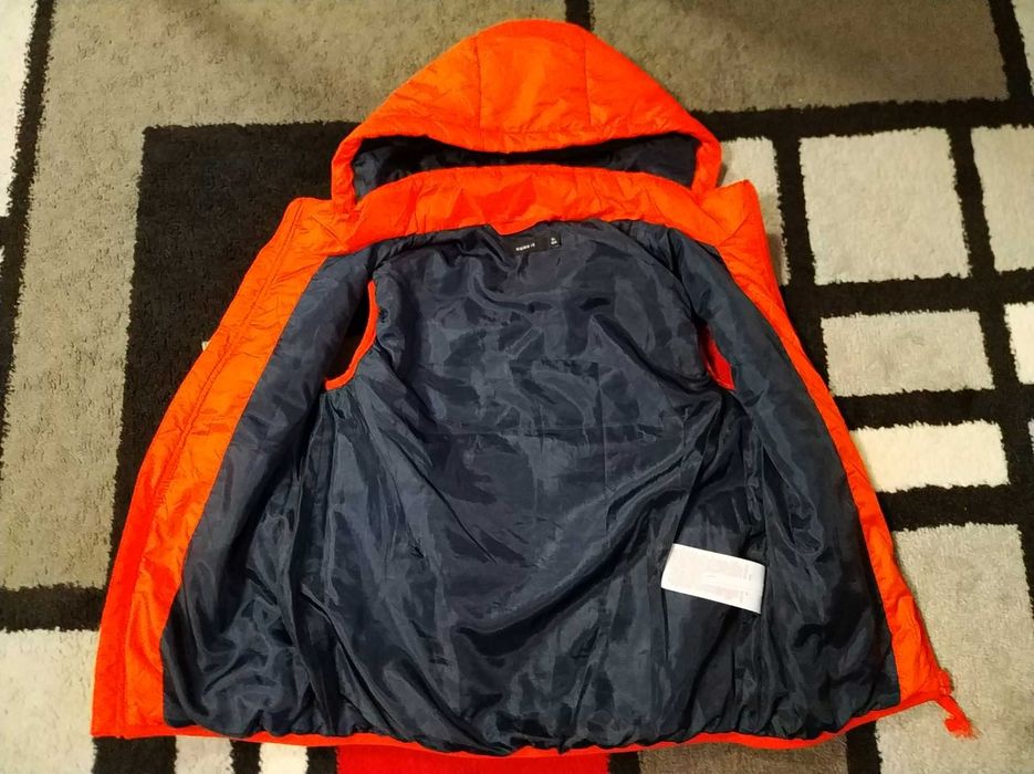 Тепла,фірмова,демі жилетка для хлопчика 8-9 р-Name it