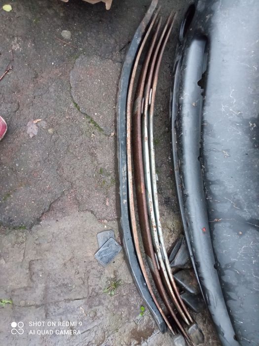 Продам рессоры Мерседес