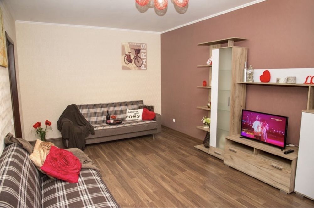 Подобово 2-х кімнатна квартира на Поділлі