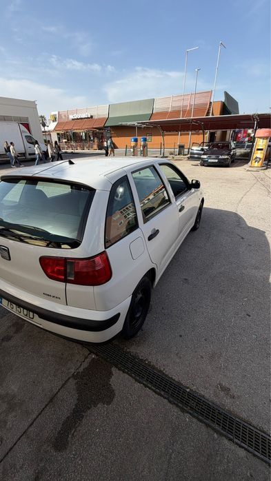 SEAT Ibiza 6K2 – Fiabilidade e Economia (Excelente Estado)
