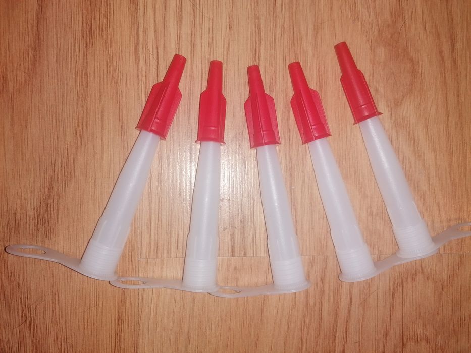 Końcówki do silikonu aplikator 100 szt