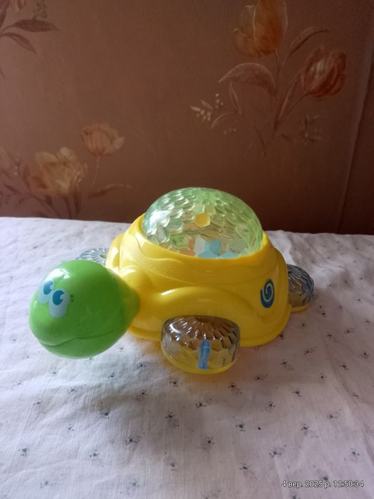 Розвиваючі та м'які іграшки