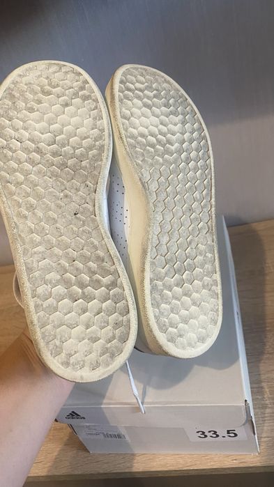 Кросівки Adidas 35-36 розмір
