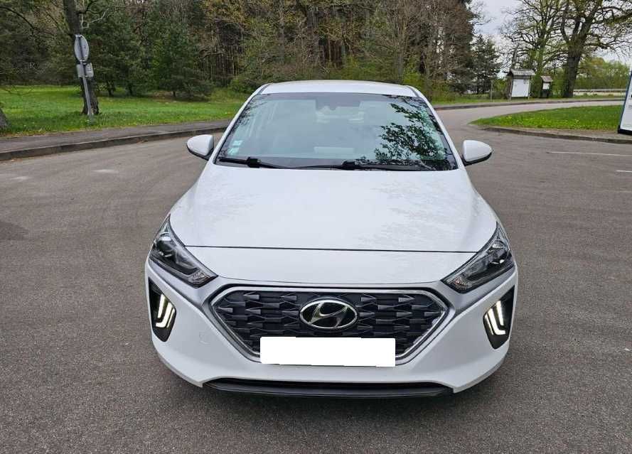 Hyundai IONIQ 2020 року