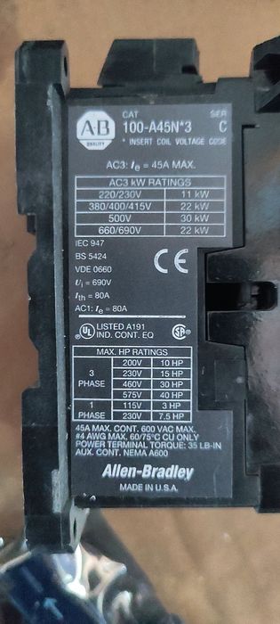 Контактори Allen-Bradley серії 100-A
