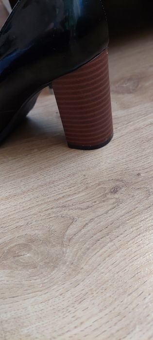 Piękne czółenka raz nałożone rozm.36. Obcas 7,5cm