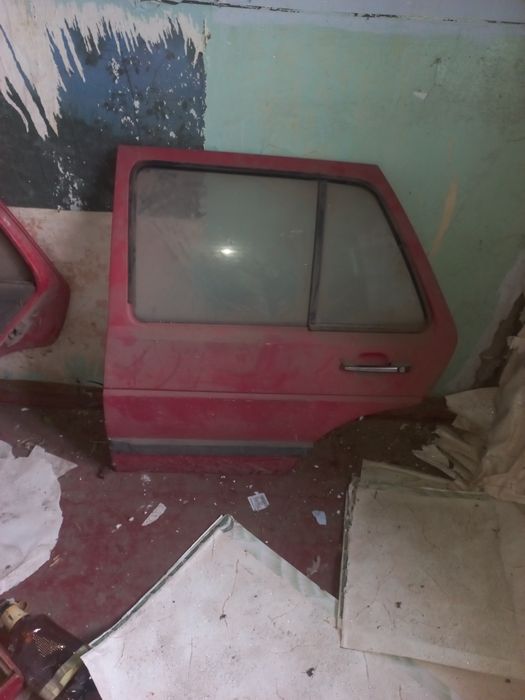 Golf 2 , двери с картами