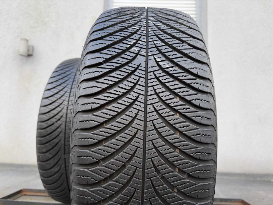 2szt całoroczne 215/55R17 GoodYear 7mm 2023r świetny stan! 4S72 gwaran