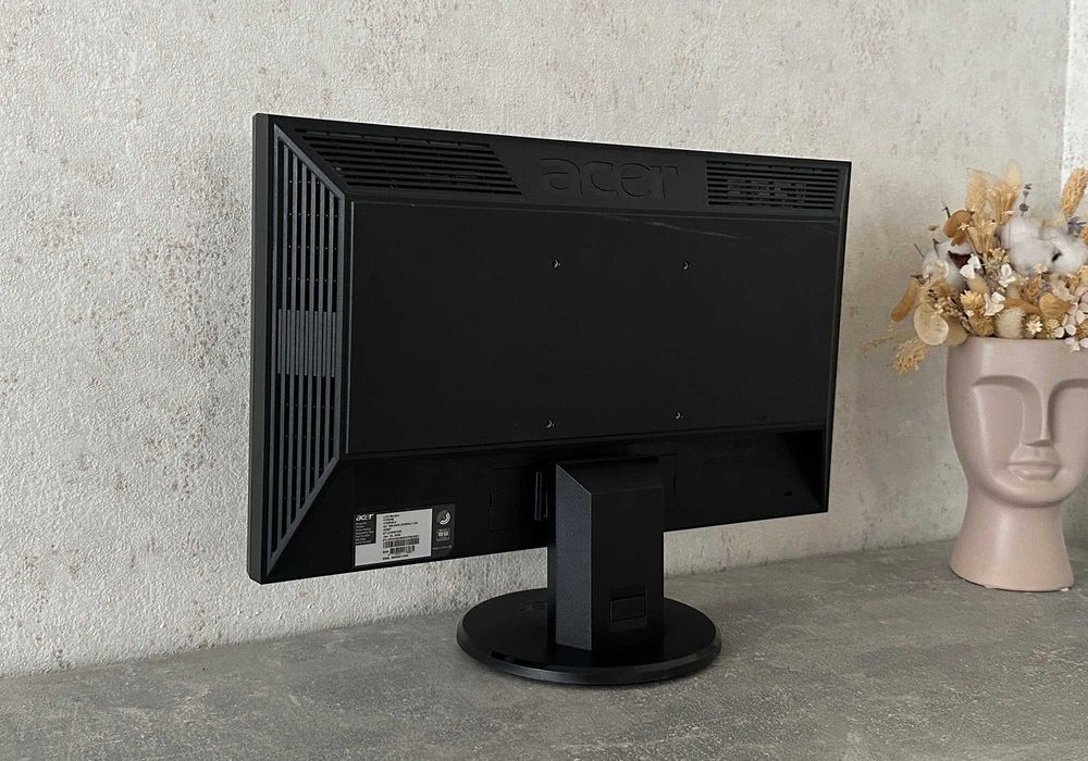 Монітор Acer V193HQ (19" TN / 1366 × 768 / VGA)