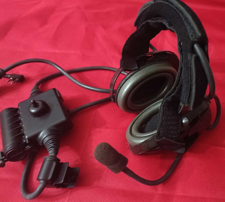 Тактическая гарнитура Bose Triport VIC3, подключение к Baofeng Kenwood