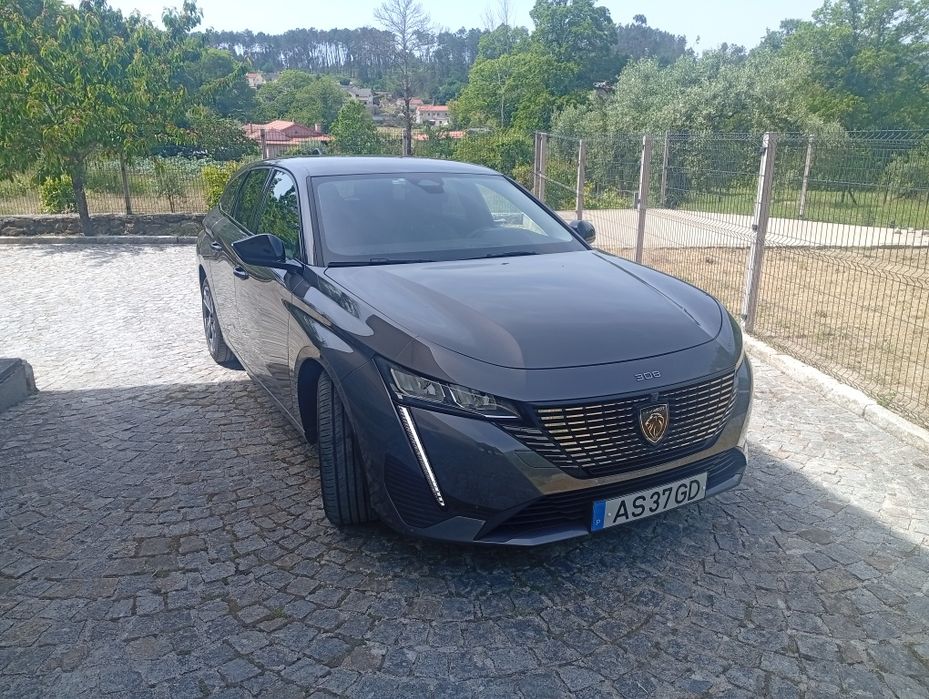 Carrinha Peugeot 308 SW Allure pack em ótimo estado