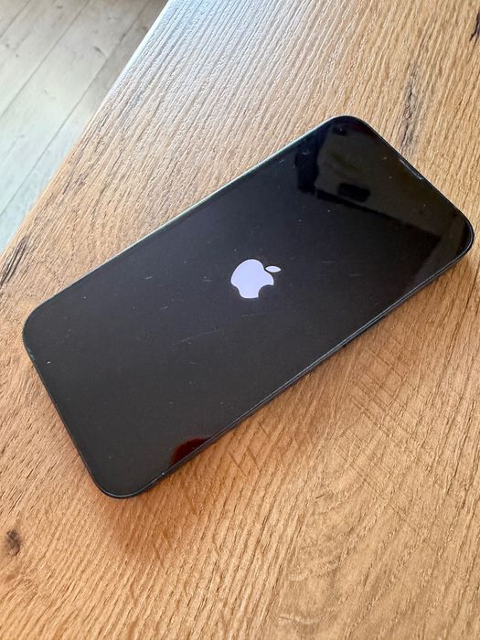 iPhone 13 Telefon