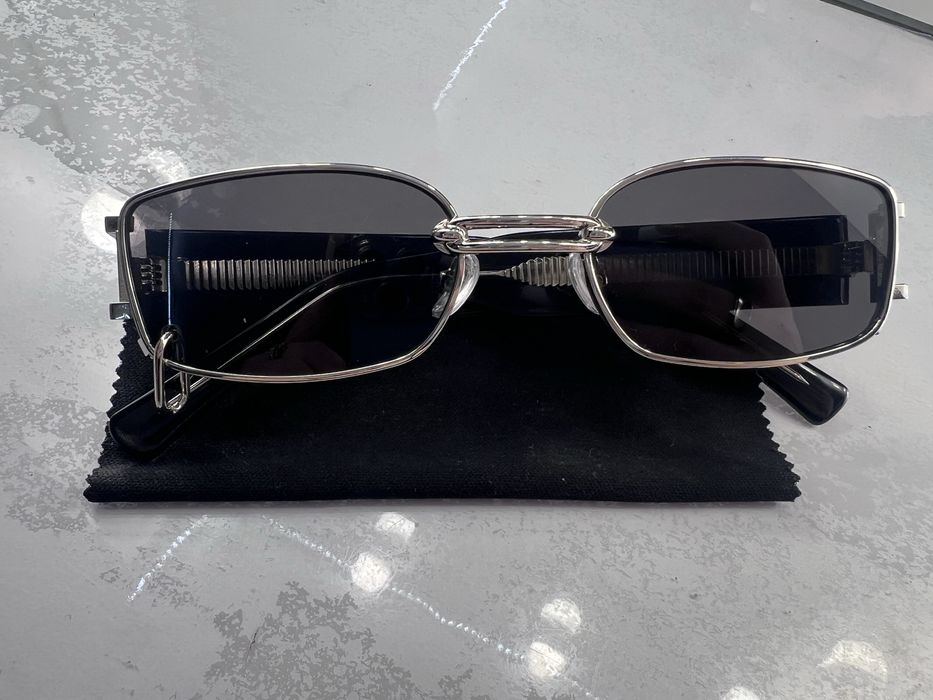 Вузькі сонцезахисні окуляри чорні, метал