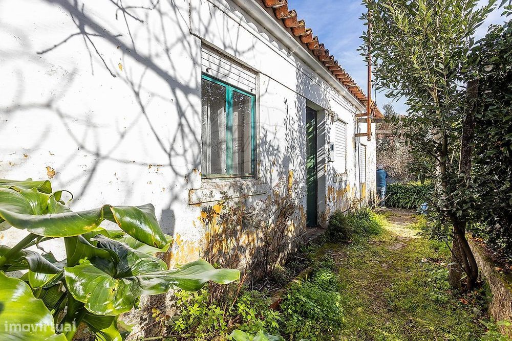 Moradia T2 para venda — Carvalhal, Santarém
