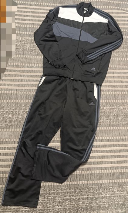 Спортивний костюм Adidas