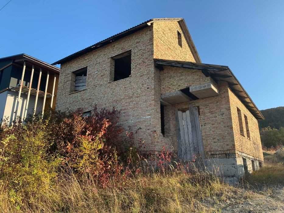 Продається будинок у селі Ясенівці 1 км від м. Золочів