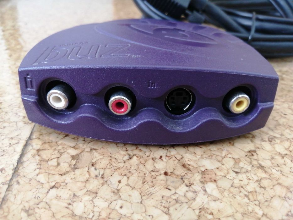 Capturador de vídeo Iomega Buz