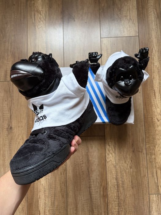 Adidas Jeremy Scott Gorilla