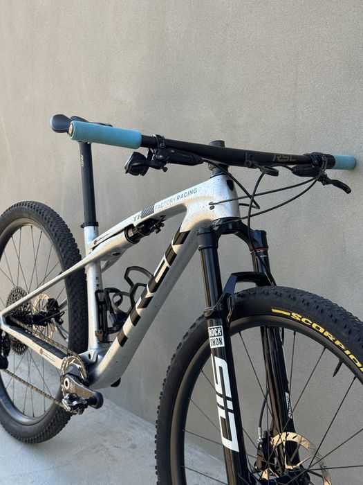 Trek supercaliber 9.8 2024