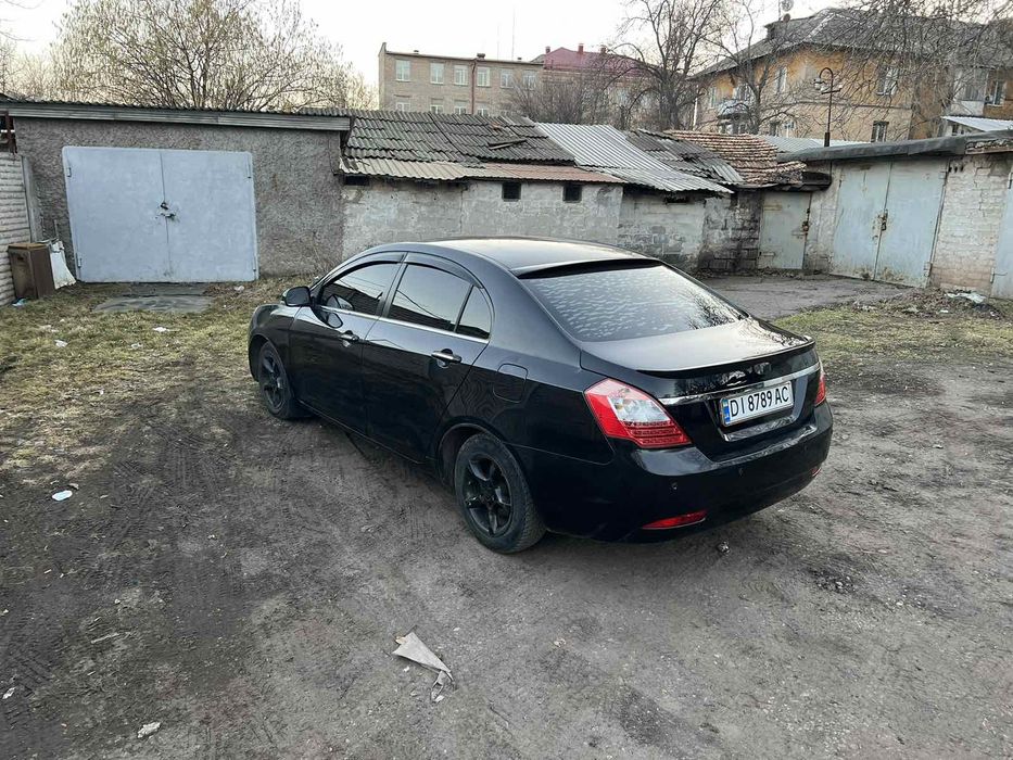 Gelly Emgrand  ЕC7 1.8 газ/бензин