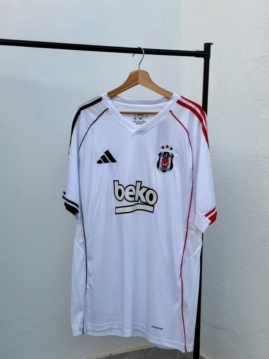 Camisolas Desportivas Internacionais (Vários Tamanhos)