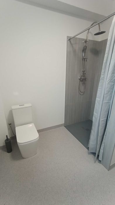 Pokój wynajmę ОДНОМІСНА КІМНАТА Room for rent price for one person - Więcej