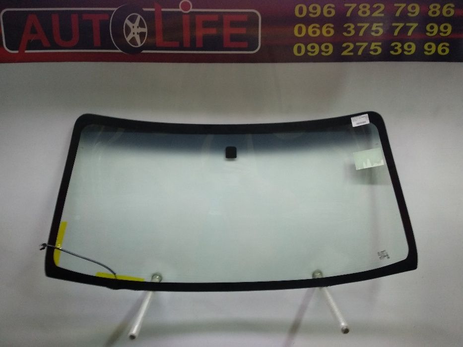 Лобове скло MITSUBISHI Pajero / Автоскло / Заміна / Продаж автоскла