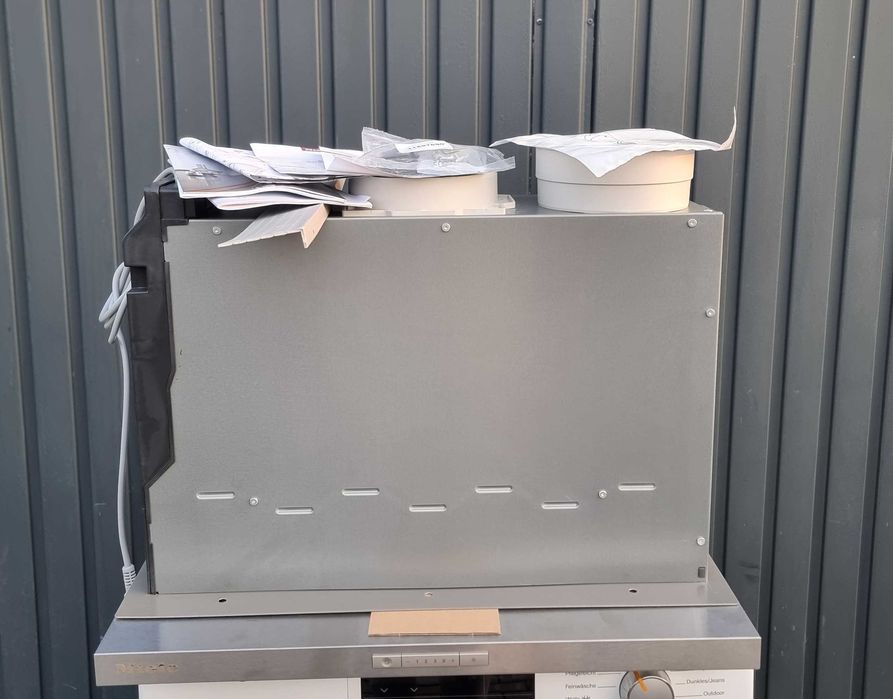 Okap, wyciąg podszafkowy Miele  DAS 2620 EXTA. Jak nowy, 60cm