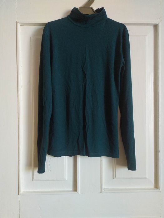 Жіночий зелений гольф